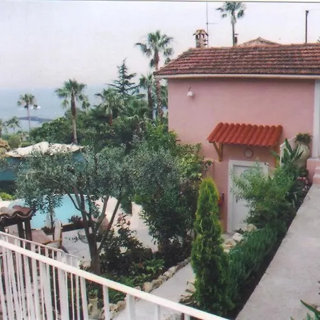 Casa de hóspedes Maison Louijane Vallauris